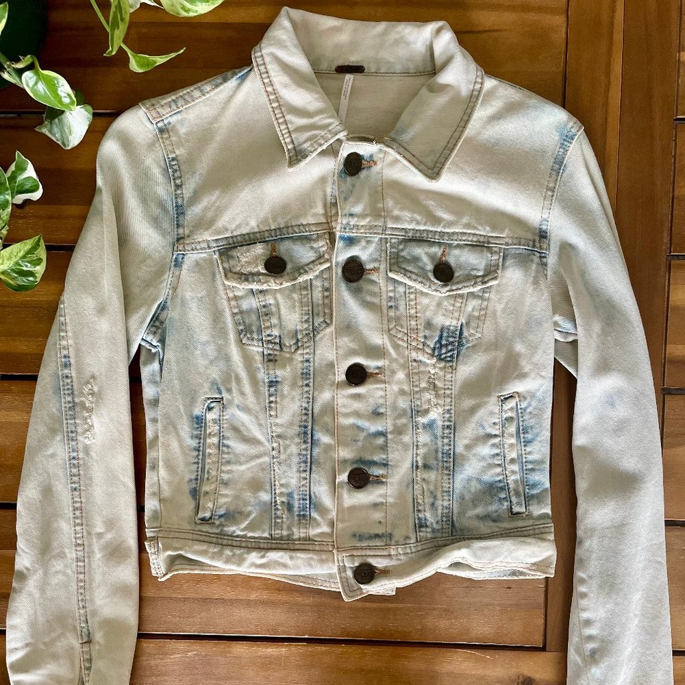 Free People Light Wash Denim Jacket